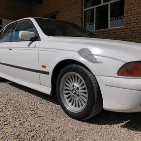 BMW 528 2000