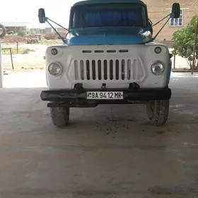 Gaz 52 1987