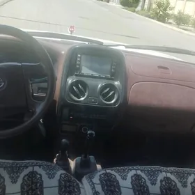 Nissan Navara 2014