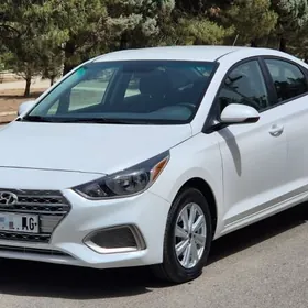 Hyundai Accent 2021
