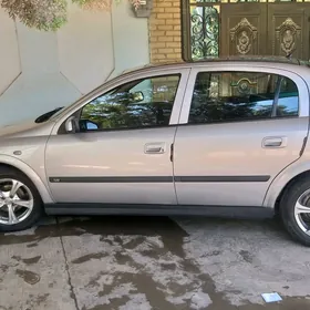 Opel Astra 2003