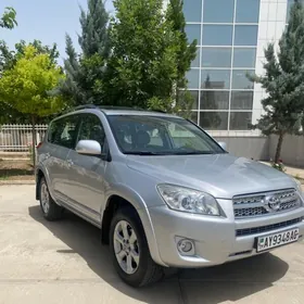 Toyota RAV4 2011