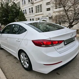 Hyundai Elantra 2017
