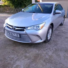 Toyota Camry 2016
