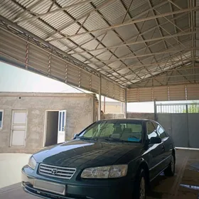 Toyota Camry 1998
