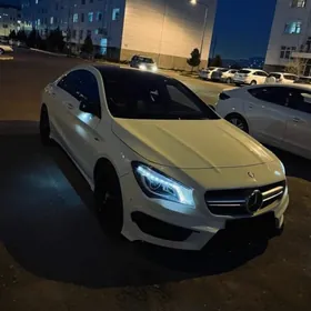 Mercedes-Benz CLA 2015