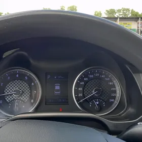 Hyundai Elantra 2019