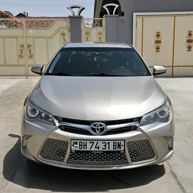 Toyota Camry 2016