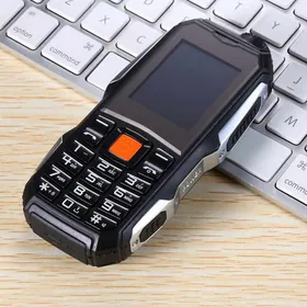 Land Rover Tank telefon