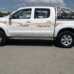 Toyota Hilux 2010