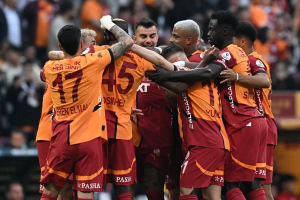 “Galatasaraý” 25-nji gezek Türkiýäniň çempiony boldy we bäşinji ýyldyzyny aldy