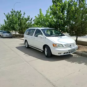 Toyota Sienna 2002
