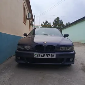 BMW E39 1998