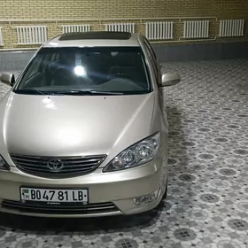 Toyota Camry 2005