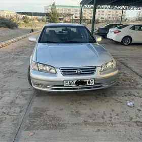 Toyota Camry 2001
