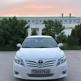 Toyota Camry 2010