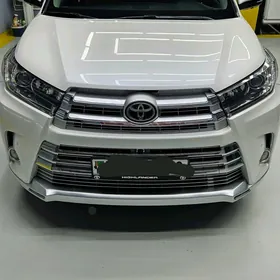 Toyota Highlander 2017