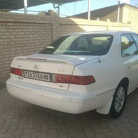 Toyota Camry 2001