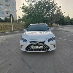 Lexus ES 350 2023