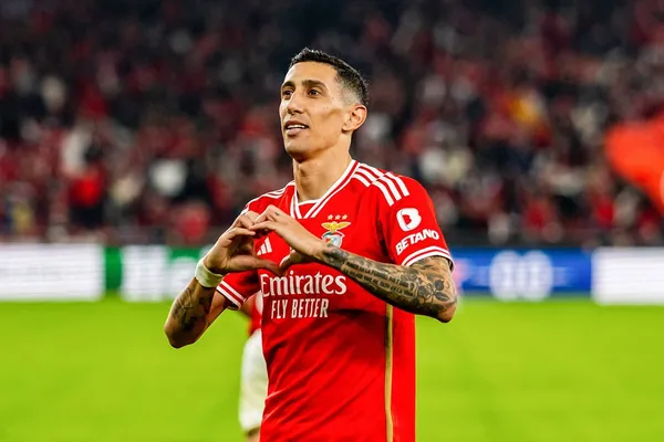 Di Mariýa “Benfikadan” gidýändigini habar berdi