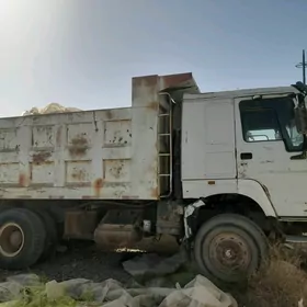 Howo Sinotruk 2012
