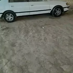 Toyota Corona 1992