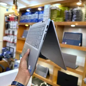 DELL 2in1 (16/1TB) Ultra 7