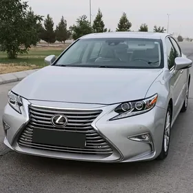 Lexus ES 2018
