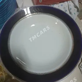 Продам глубокие тарелки,новые!