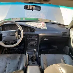 Hyundai Sonata 1996
