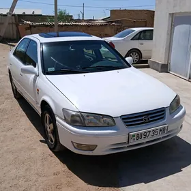 Toyota Camry 1998