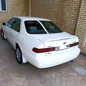 Toyota Camry 1998