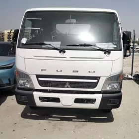 Mitsubishi Canter 2025