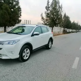Toyota RAV4 2015