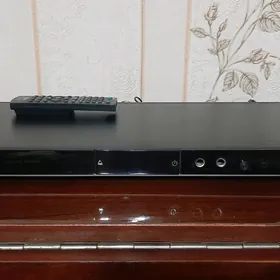 DVD-плеер LG DVX580