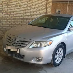 Toyota Camry 2010