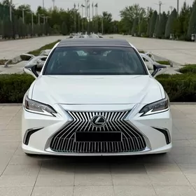 Lexus ES 350 2020