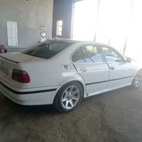 BMW E39 1999