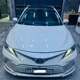 Toyota Camry 2020