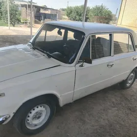 Lada 2104 1987