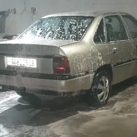 Opel Vectra 1990