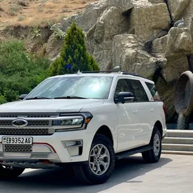 Ford Expedition 2023