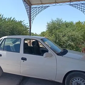 Daewoo Nexia 1993