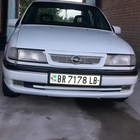 Opel Vectra 1990