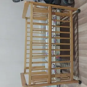 Продам детский кроватку