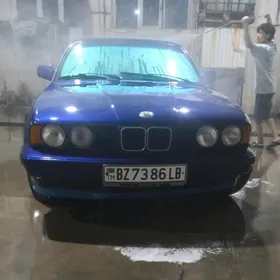BMW 525 1989