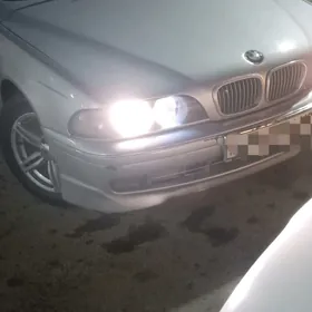 BMW E39 1998