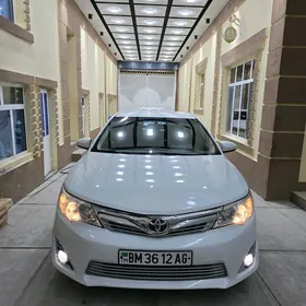 Toyota Camry 2013