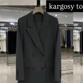 костюм черный новый