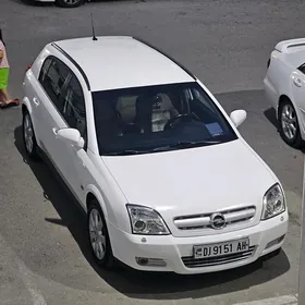 Opel Signum 2003